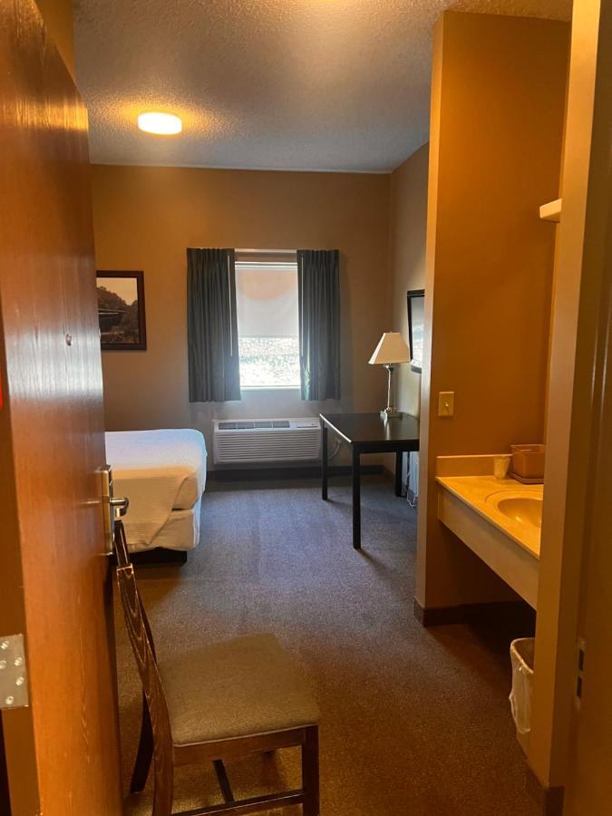 Ambridge Inn Екстер'єр фото